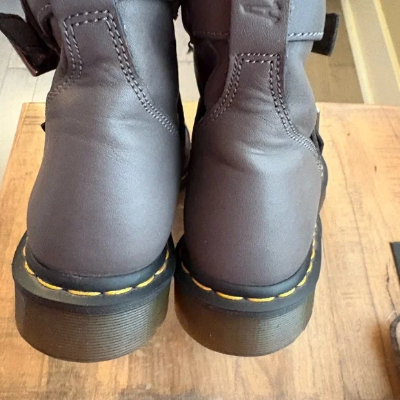 Dr. Martens Kristy double buckle boots - Picture 4 of 11